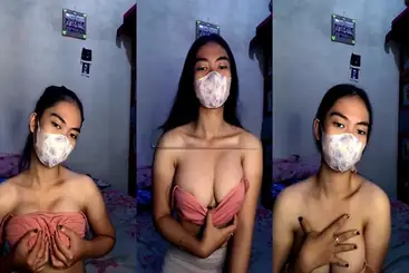 Host Quensaa Remas Toket MangoLive Becek Parah