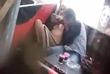 Intip Enak Susunya Si Jilbab Di Cafe